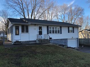 1230 Linnview Dr, Marion, IA 52302