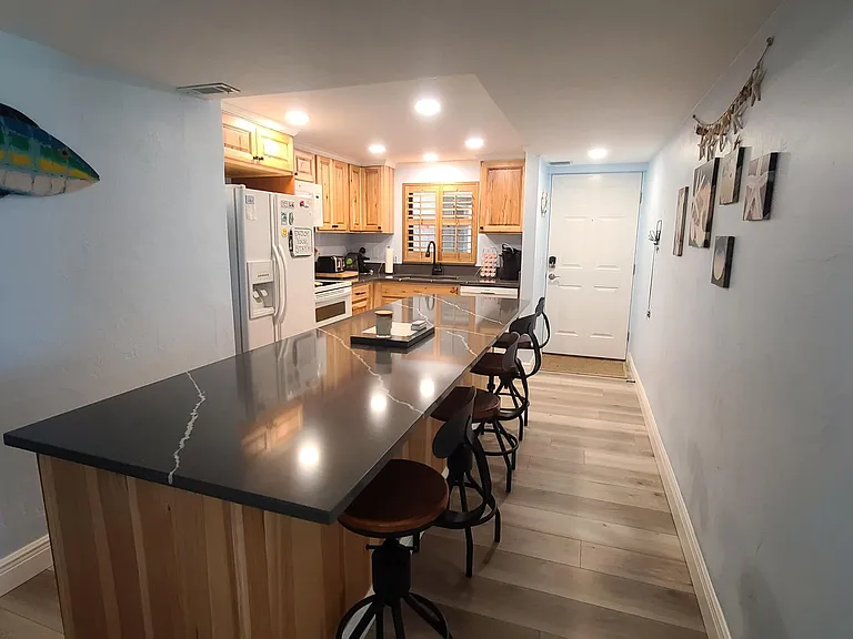 3747 S Atlantic Ave #206 — Photo 6