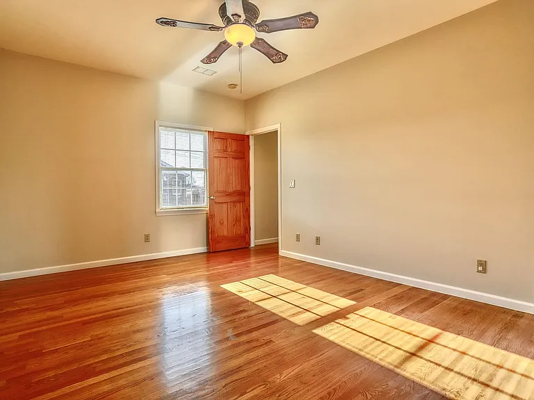 24 Emerson Ave #2 — Photo 16