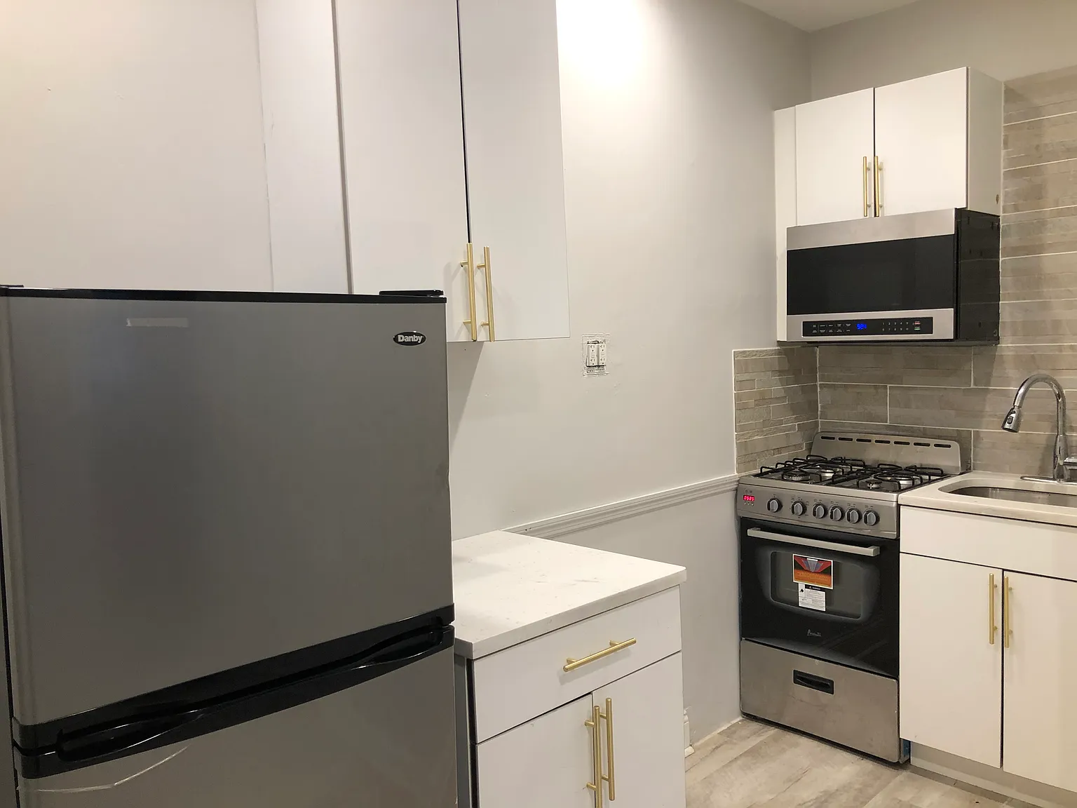 1 bed, 650 sqft, $1,595 — Photo 1