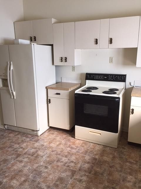 1st image of 1420 Brittany St