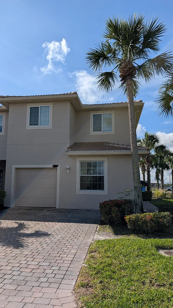 Photo 2 of 44 - Cherrybrook Loop - Fort Myers, FL Building Photo - Cherrybrook Loop