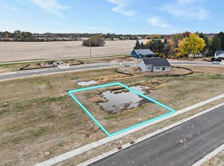 335 Wild Rose Way, Stoughton, WI 53589