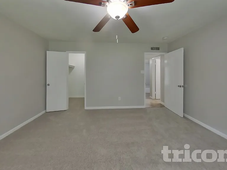 5030 Ridgecreek Dr — Photo 7