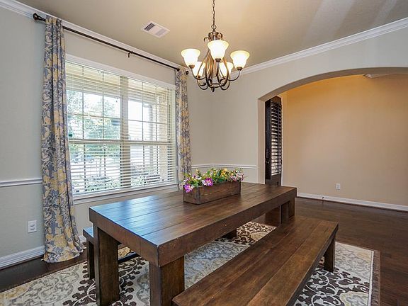 4th image of 11610 Carisio Ct