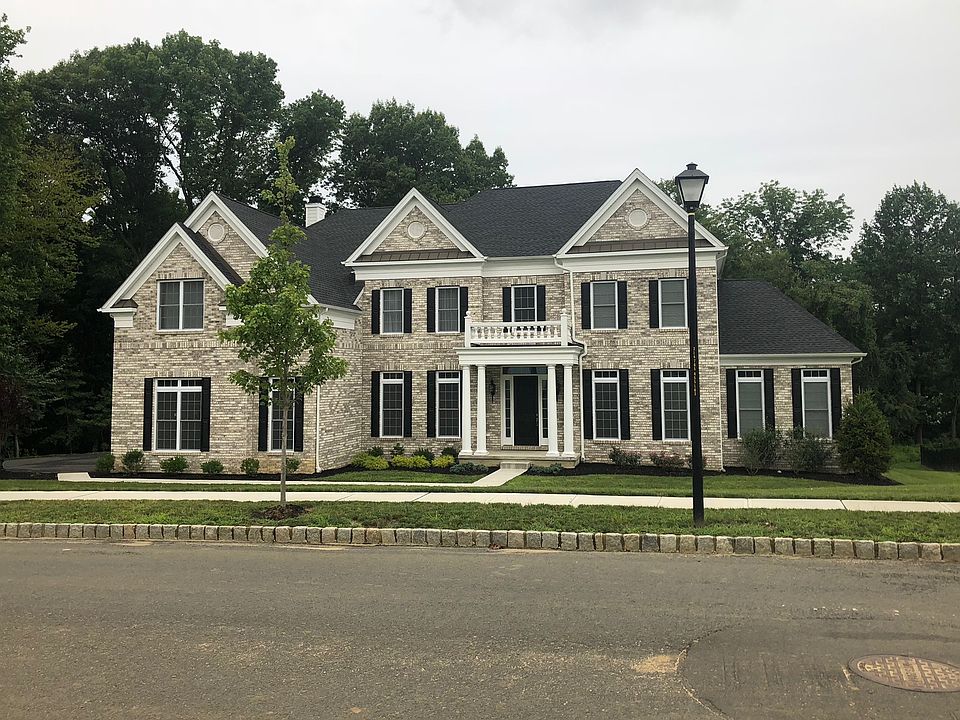 2nd image of 7 Windermere Rd