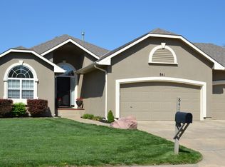 841 S Surrey Ln, Maize, KS 67101