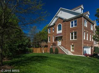 4058 Laar Ct, Fairfax, VA 22033