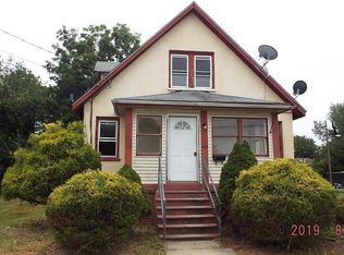 44 Walnut St, Penns Grove, NJ 08069