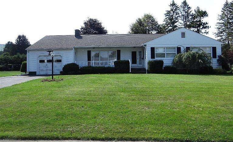 1st image of 11 Concord St