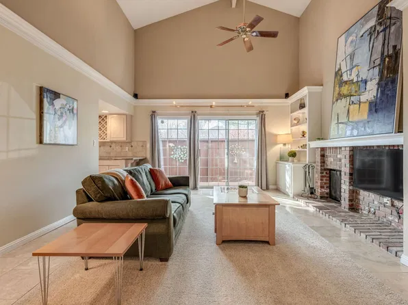 6328 Windy Meadow Dr, Reno, NV 89519