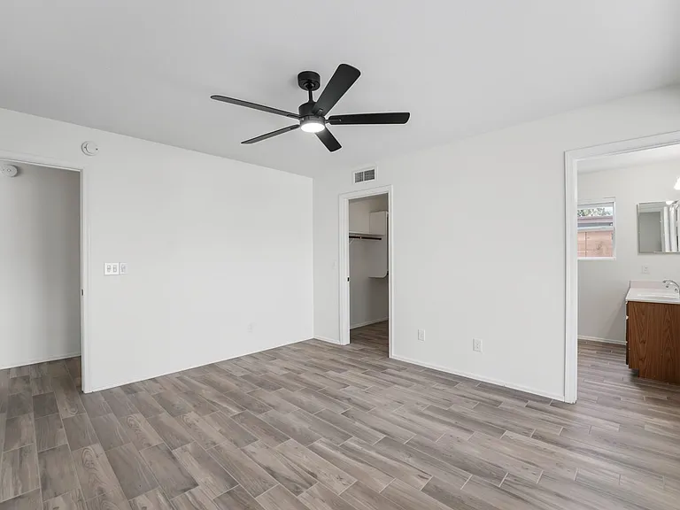 7842 W Boca Raton Rd — Photo 23