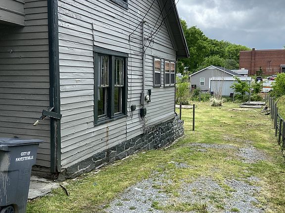 3rd image of 205 Lincoln Ave S