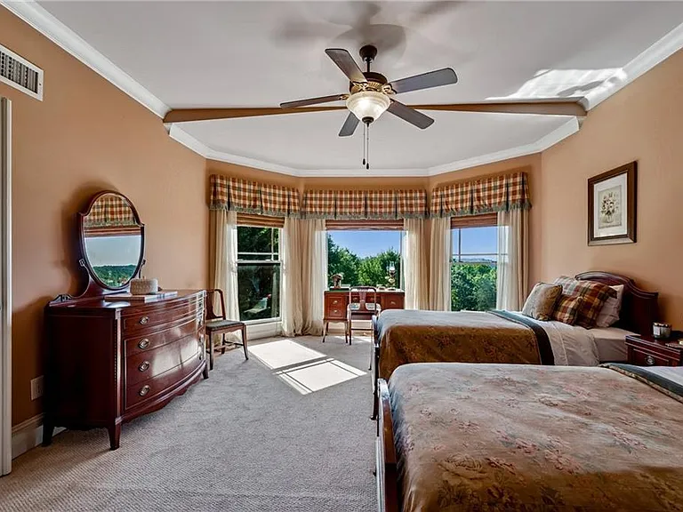 6407 Grand Marina Cir — Photo 72