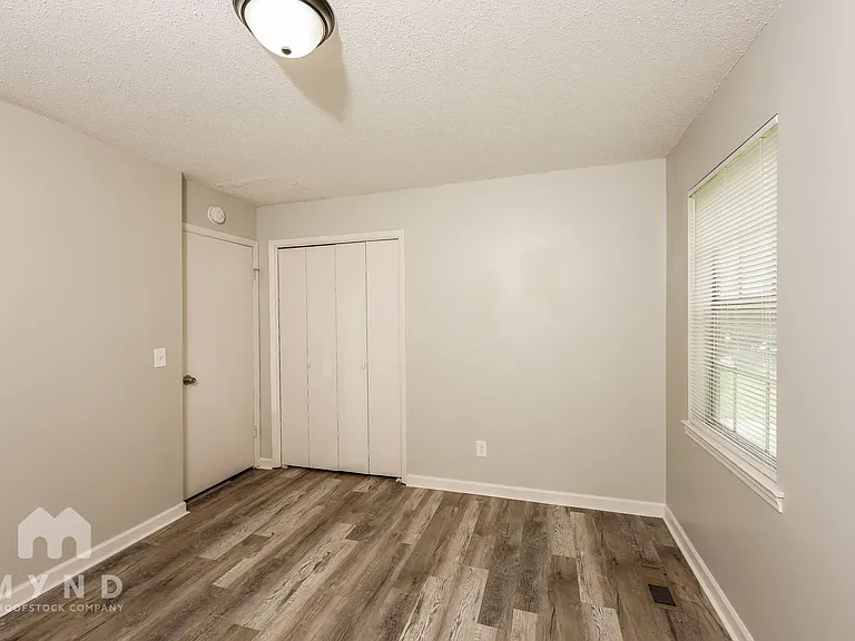 808 Cochise Trl — Photo 15