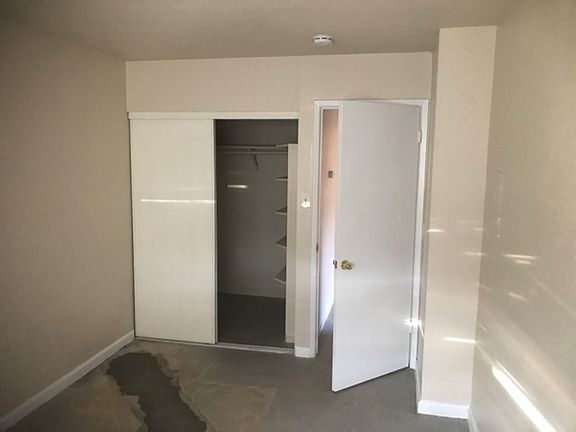 4th image of 2299 Grove Ave APT 1