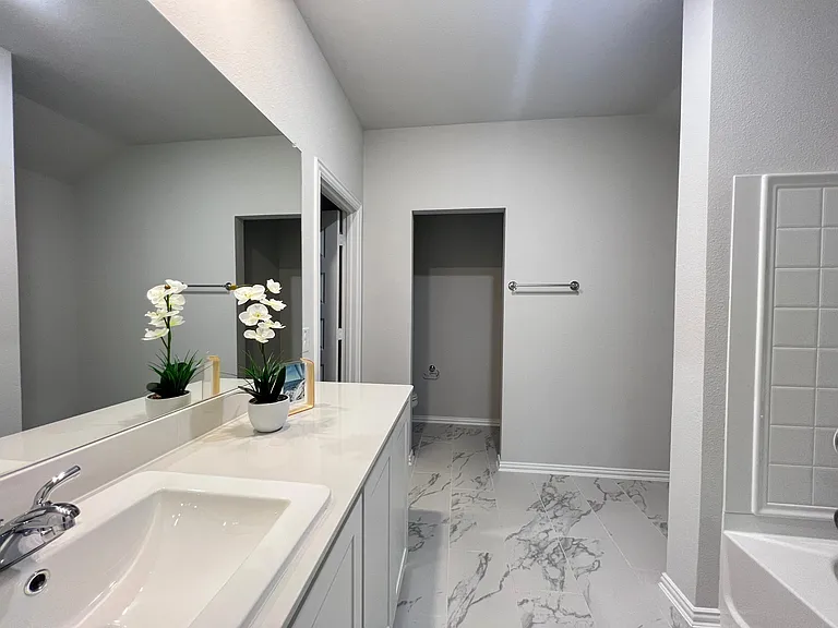 553 Meadow Run Dr — Photo 21