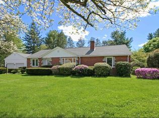 437 Salisbury St, Worcester, MA 01609