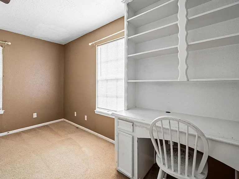 4027 Spring Branch Rd — Photo 10