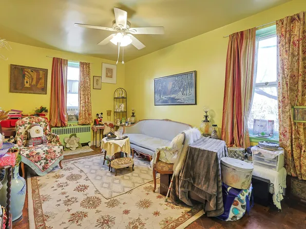 4499 Henry Hudson Parkway West image 17 of 22