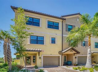5585 Cannes Cir, Sarasota, FL 34231