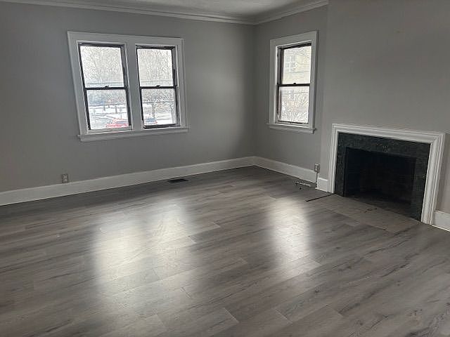 1st image of 49 N Garfield Ave