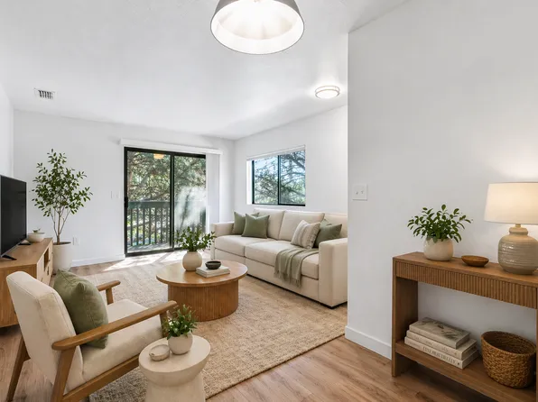 Hilton Street Apartments