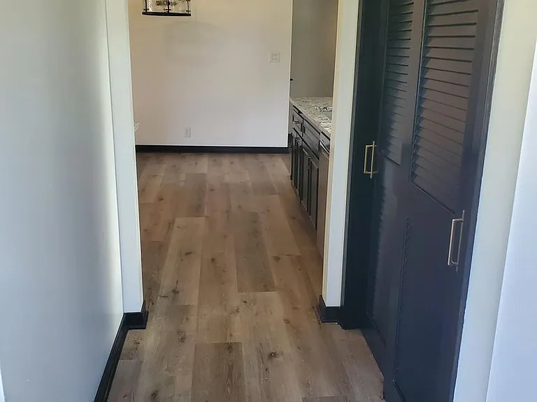 18625 Lola Dr — Photo 7