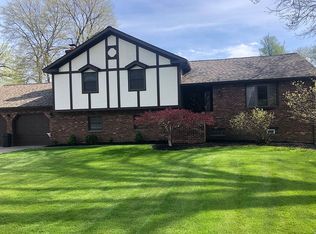 208 Shenango Rd, New Castle, PA 16105