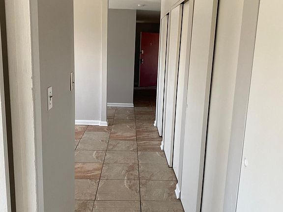 5th image of 2545 Montana Ave #9