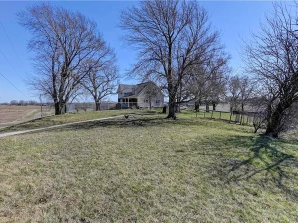 5050 SE Kelsey Rd, Saint Joseph, MO 64507