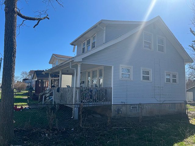 2nd image of 924 Kammer Ave