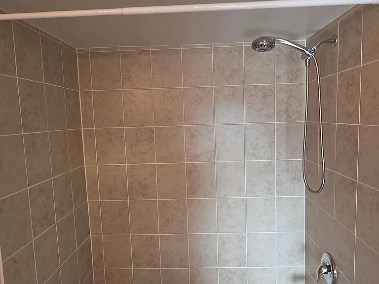 61 Collin Ct — Photo 29