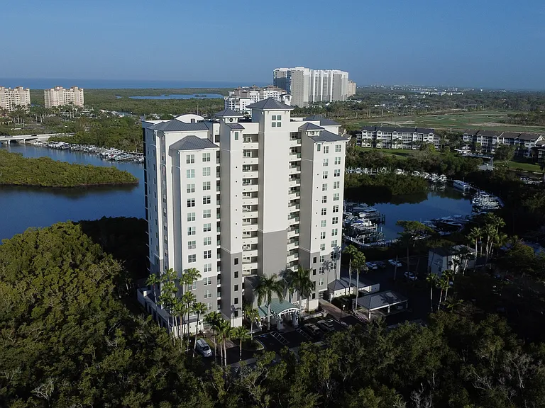 420 Cove Tower Dr #802 — Photo 33