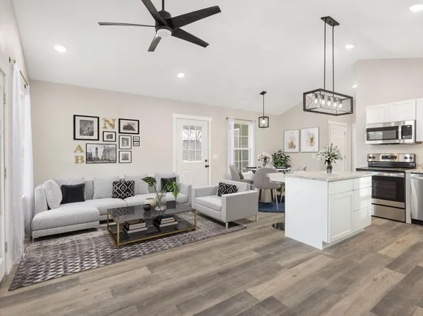 340 Bear Lane, Hollister, MO 65672