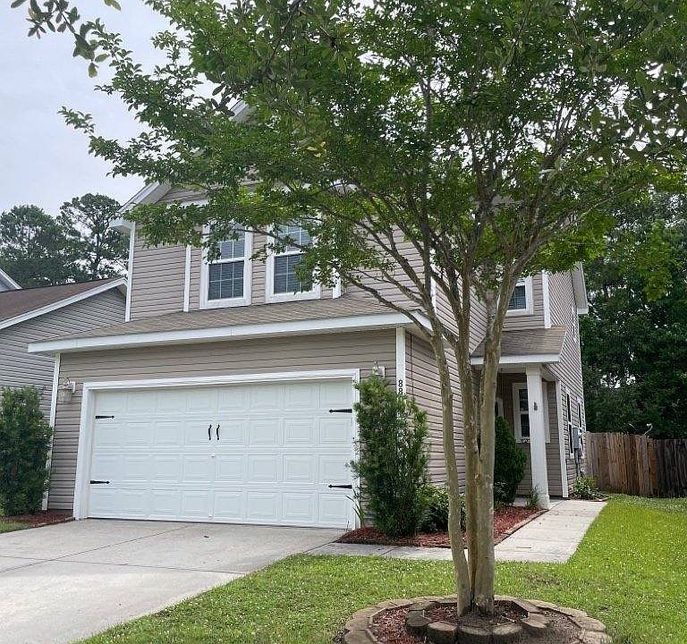 1st image of 8806 Shadowglen Dr