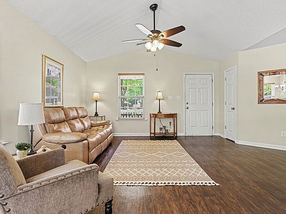 3rd image of 503 Homestead Park Dr