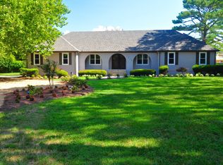 1716 N River Rd, Virginia Beach, VA 23454