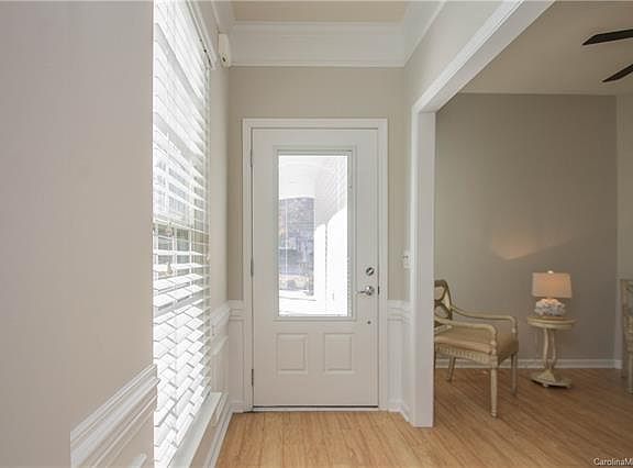 3rd image of 1591 River Bend Blvd