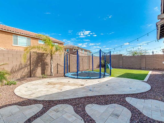 5th image of 2466 E Lindrick Dr