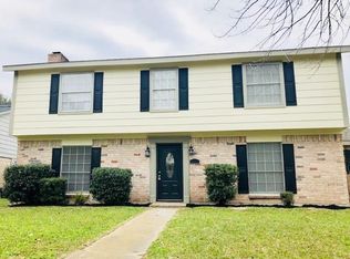 6902 Stoney River Dr, Spring, TX 77379