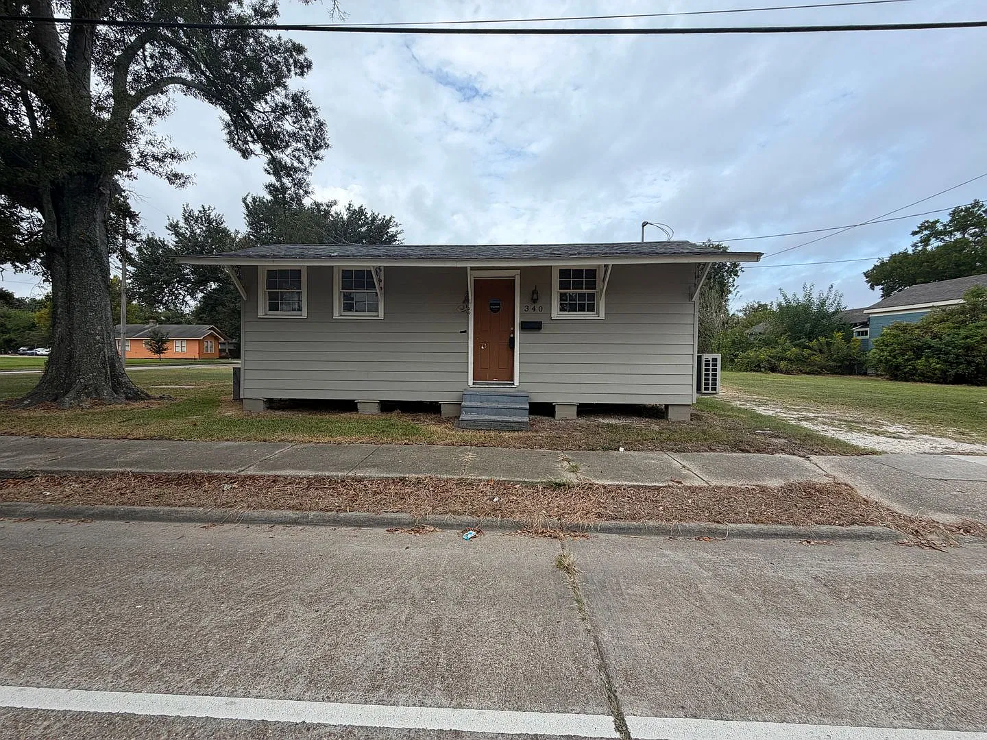 2B/1B Home Available in Lake Charles — Photo 1
