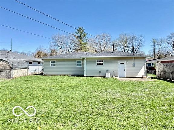 3rd image of 3509 N Reserve St