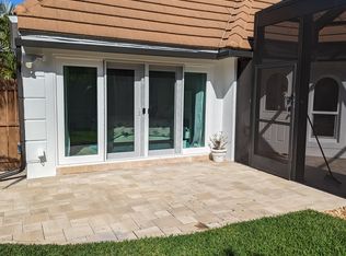 615 Owl Way, Sarasota, FL 34236