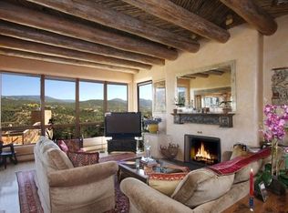 197 Circle Dr, Santa Fe, NM 87501