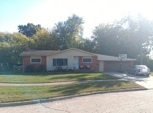 33763 Chief Ln, Westland, MI 48185