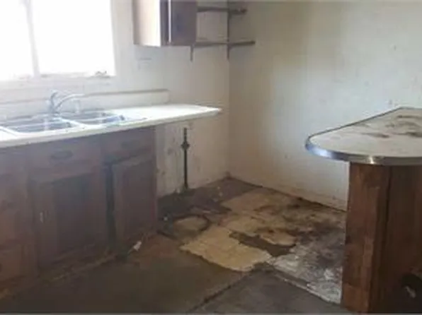 1409 S Burlington Dr, Muncie, IN 47302