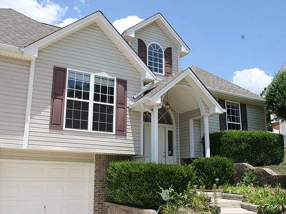 3rd image of 7041 Buttercup Ln