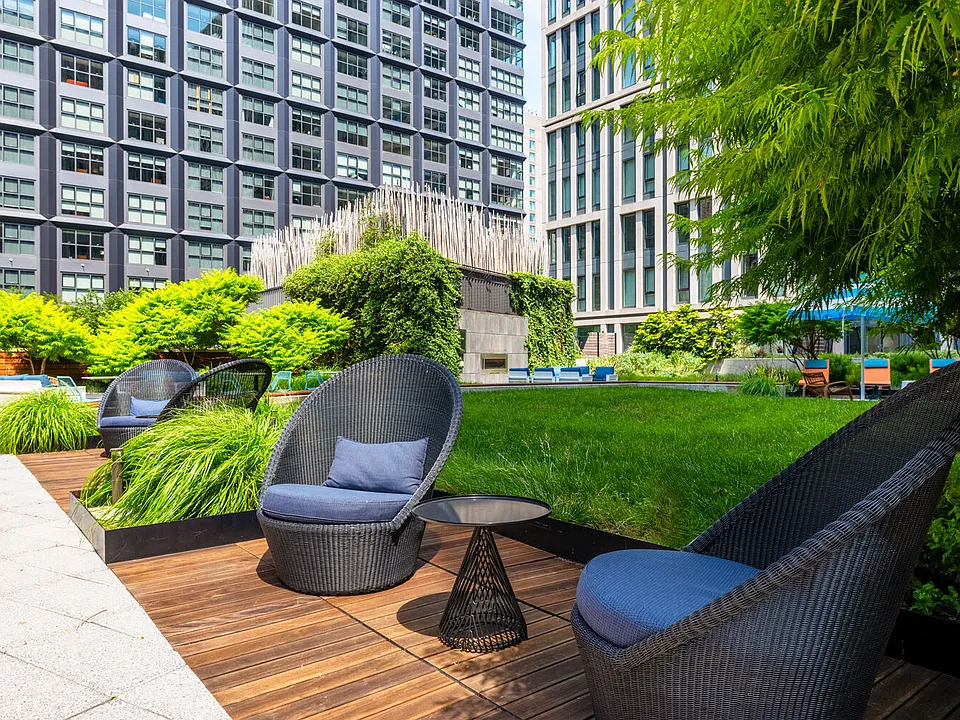 The Ludlow apartments community photo