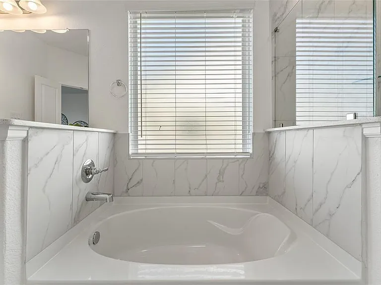 550 Long Beach Bay Dr — Photo 46
